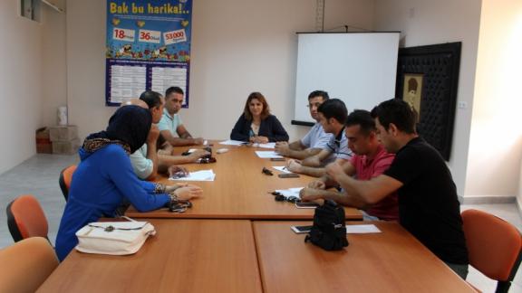İlçemizdeki Yabancı Uyruklu Öğrencilerle İlgili Geçici Eğitim Merkezi Müdürleri ile Toplantı Yapıldı.