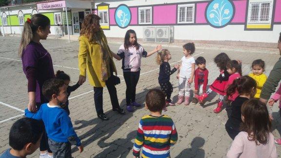 İlçe Milli Eğitim Müdürümüz Dr. Hakan Kundak İlkokulu ve 23 Nisan Anaokulunu Ziyaret Etti