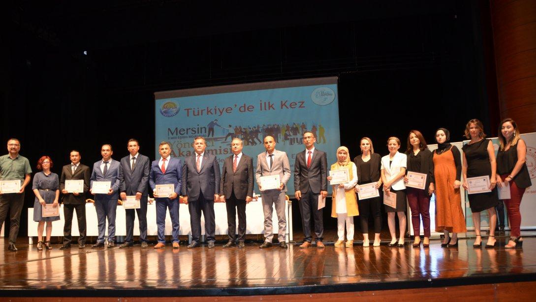 Mersin Yönetici Akademisi'nde Başarılı Okul Ekiplerine Ödülleri Verildi