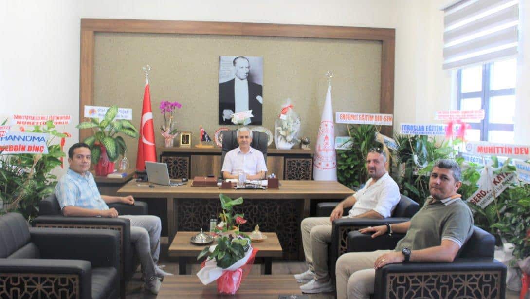 Mezitli İlçesi Türk Eğitim Sen Yönetim Kurulu İlçe Milli Eğitim Müdürümüz Mehmet BADAS'ı Ziyaret Etti