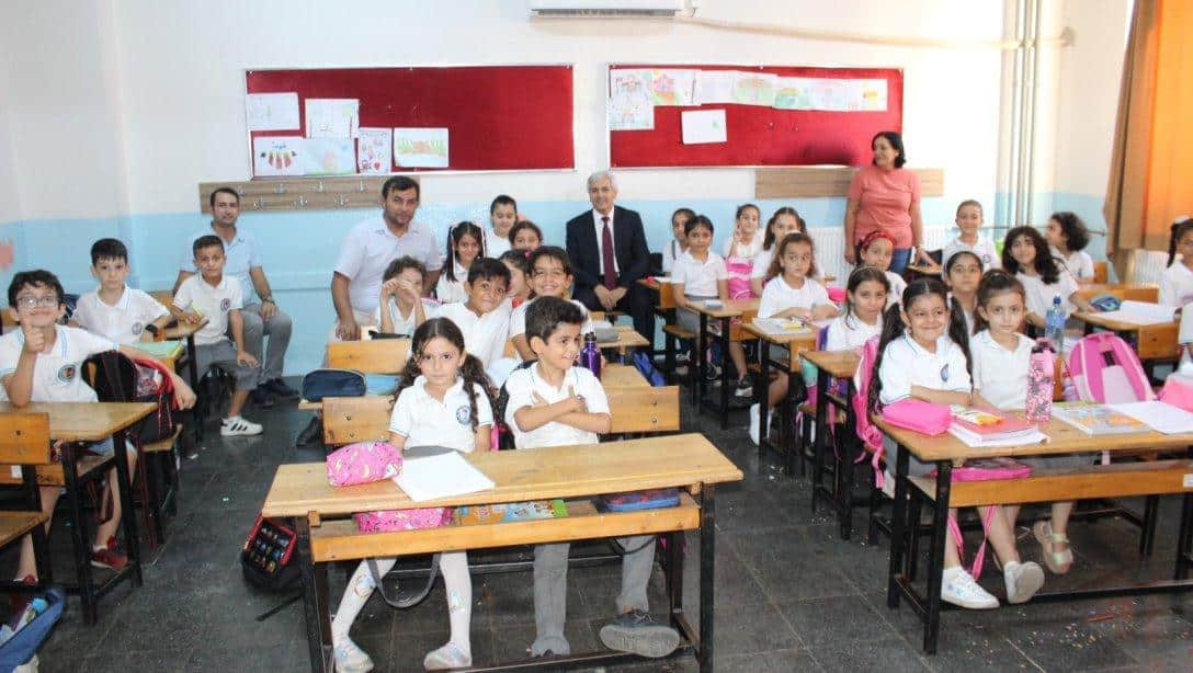 İlçe Milli Eğitim Müdürümüz Mehmet BADAS Dr. Hakan Kundak İlkokulu'nu Ziyaret Etti