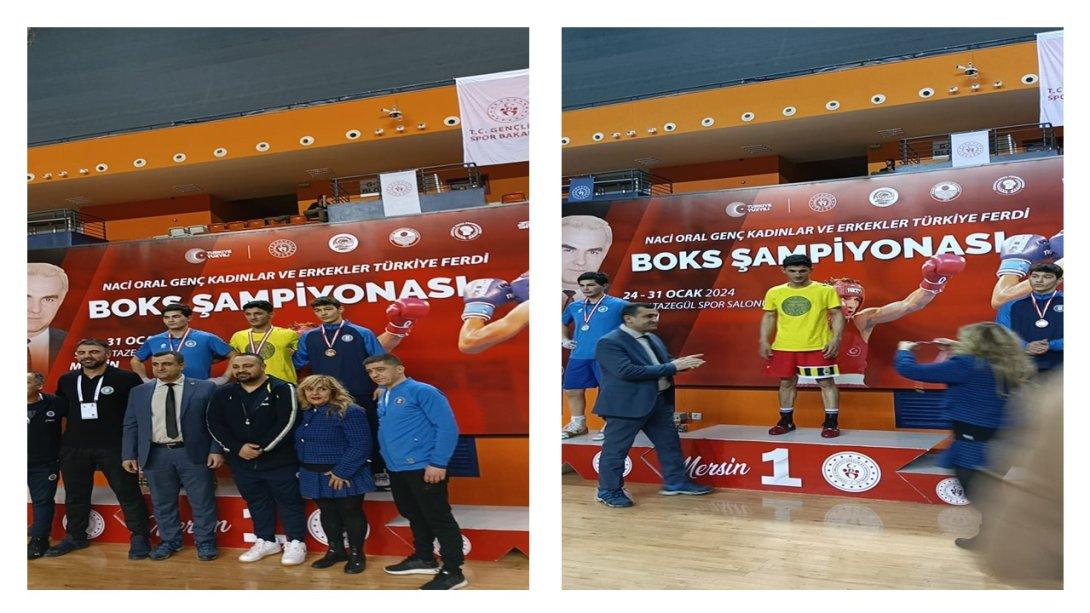 Naim Süleymanoğlu Spor Lisemiz Türkiye Şampiyonu Oldu